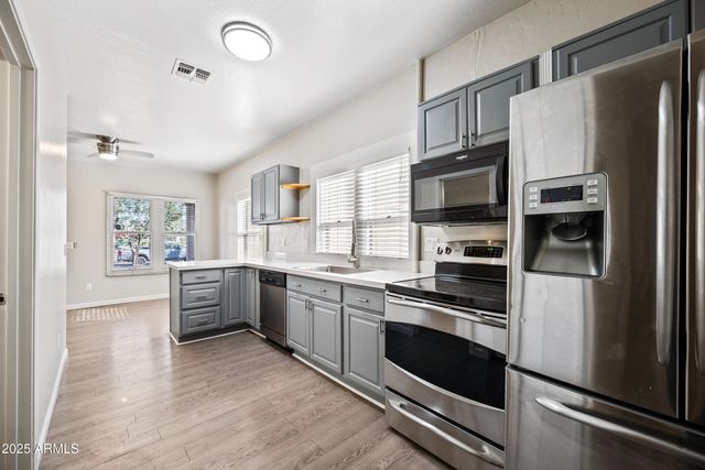 438 N 17TH Avenue B, Phoenix, AZ 85007