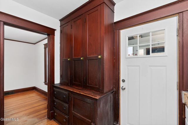 58 Campbell Avenue, Castleton-on-hudson, NY 12033