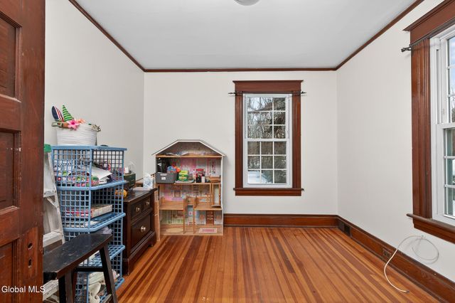 58 Campbell Avenue, Castleton-on-hudson, NY 12033