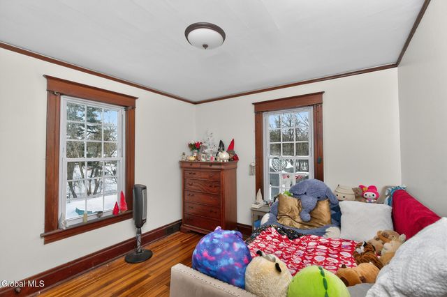 58 Campbell Avenue, Castleton-on-hudson, NY 12033