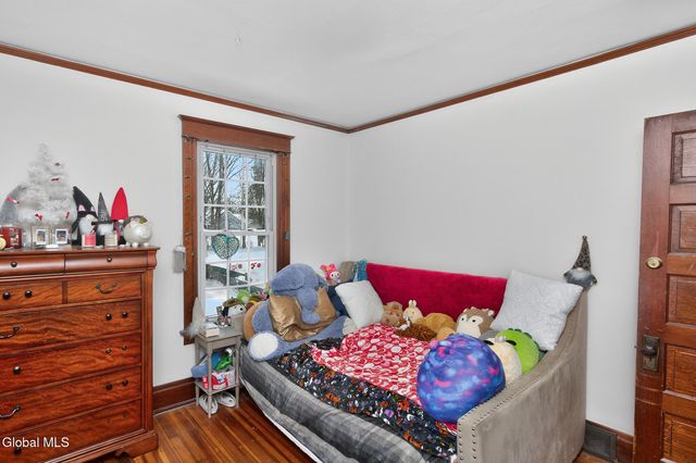 58 Campbell Avenue, Castleton-on-hudson, NY 12033