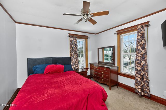 58 Campbell Avenue, Castleton-on-hudson, NY 12033