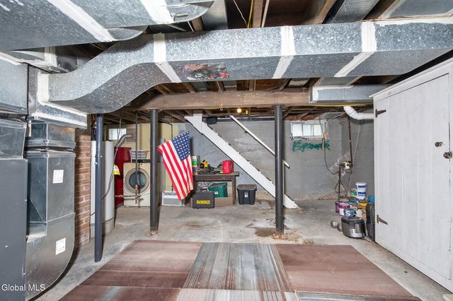 58 Campbell Avenue, Castleton-on-hudson, NY 12033