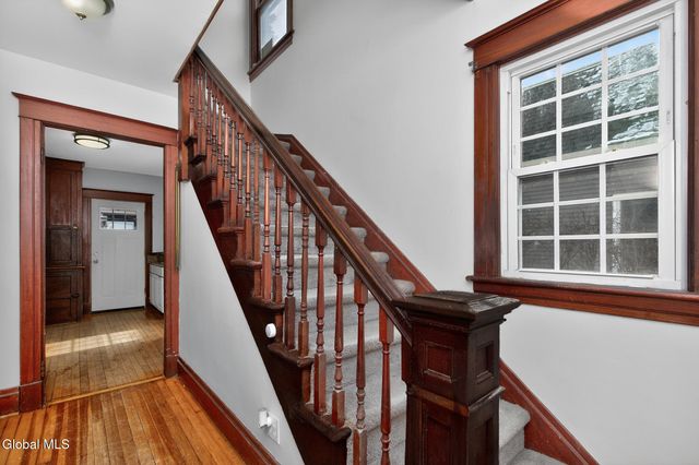 58 Campbell Avenue, Castleton-on-hudson, NY 12033