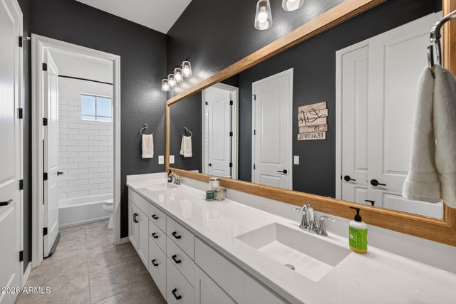 14233 S 179TH Avenue, Goodyear, AZ 85338