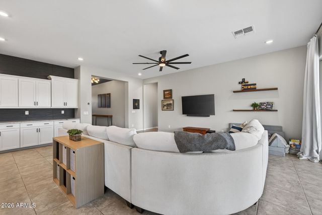 14233 S 179TH Avenue, Goodyear, AZ 85338