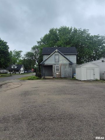 1430 S 8TH Street, Springfield, IL 62703