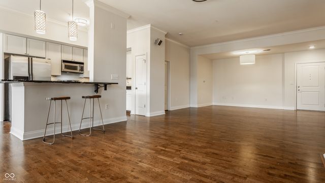 355 E Ohio Street 201, Indianapolis, IN 46204