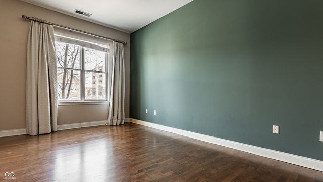 355 E Ohio Street 201, Indianapolis, IN 46204
