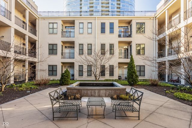 355 E Ohio Street 201, Indianapolis, IN 46204