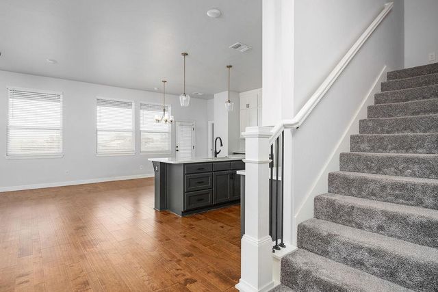800 Firefork Avenue, Yukon, OK 73099