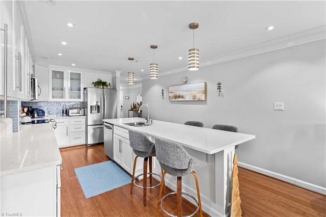 18789 Vineyard Point Lane, Cornelius, NC 28031