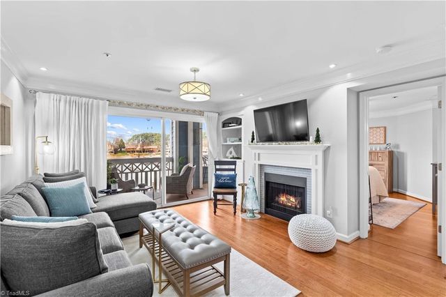 18789 Vineyard Point Lane, Cornelius, NC 28031