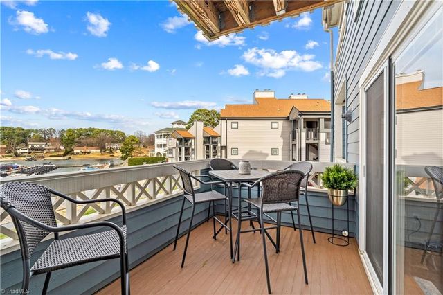 18789 Vineyard Point Lane, Cornelius, NC 28031