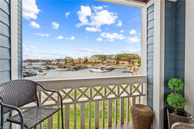 18789 Vineyard Point Lane, Cornelius, NC 28031