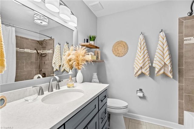 18789 Vineyard Point Lane, Cornelius, NC 28031