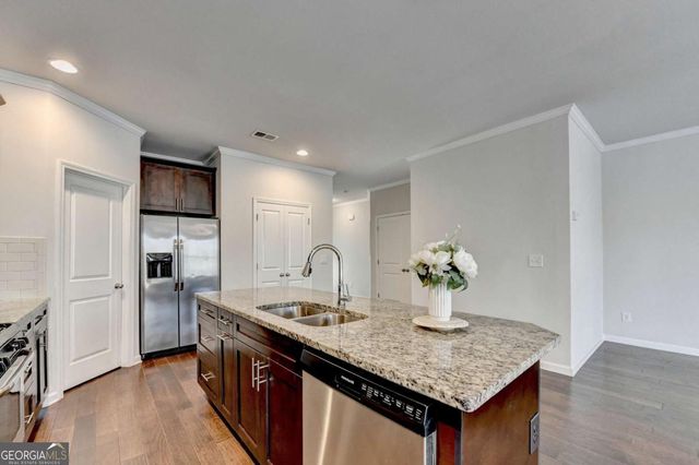 5535 Lightheart Court, Suwanee, GA 30024