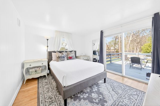 216 Hartford Ave, Bellingham, MA 02019