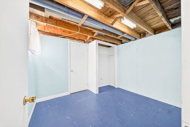 216 Hartford Ave, Bellingham, MA 02019