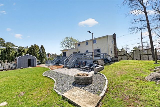 216 Hartford Ave, Bellingham, MA 02019