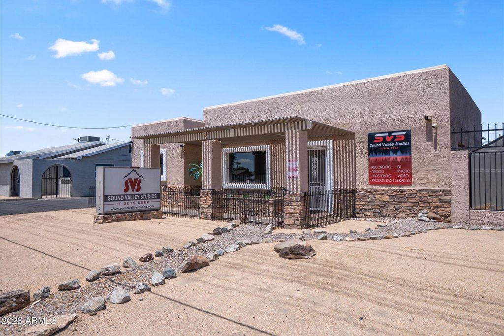 2818 W NORTHERN Avenue, Phoenix, AZ 85051 — exterior