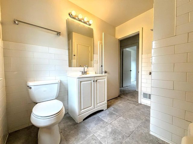1541 ELM STREET, Green Bay, WI 54302