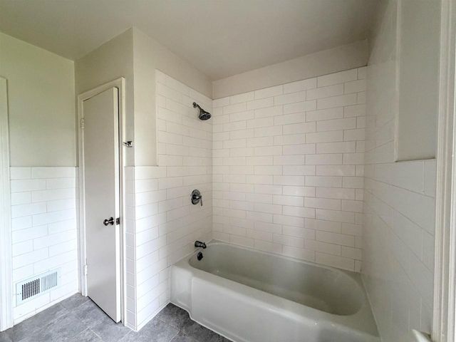 1541 ELM STREET, Green Bay, WI 54302