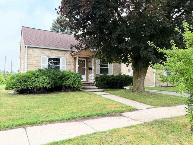 1541 ELM STREET, Green Bay, WI 54302