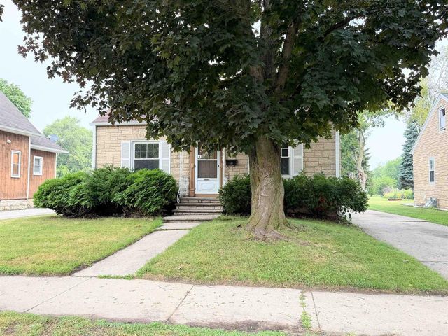 1541 ELM STREET, Green Bay, WI 54302