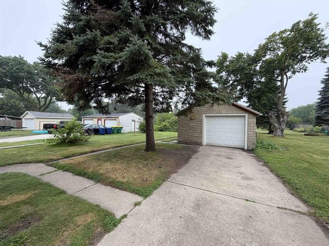 1541 ELM STREET, Green Bay, WI 54302
