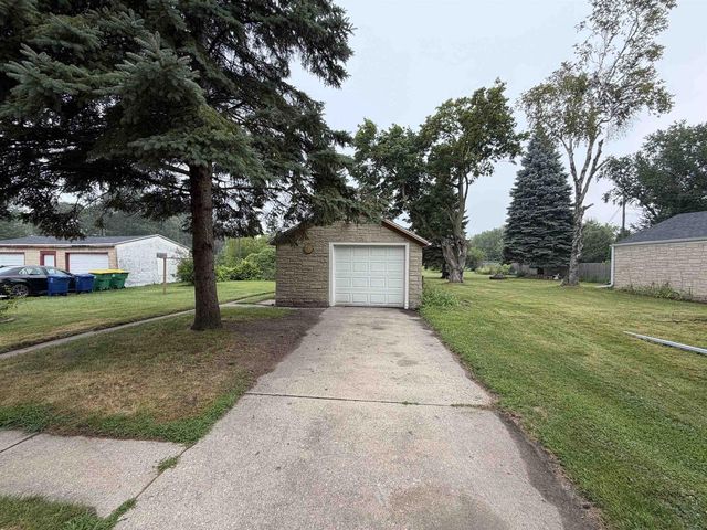 1541 ELM STREET, Green Bay, WI 54302