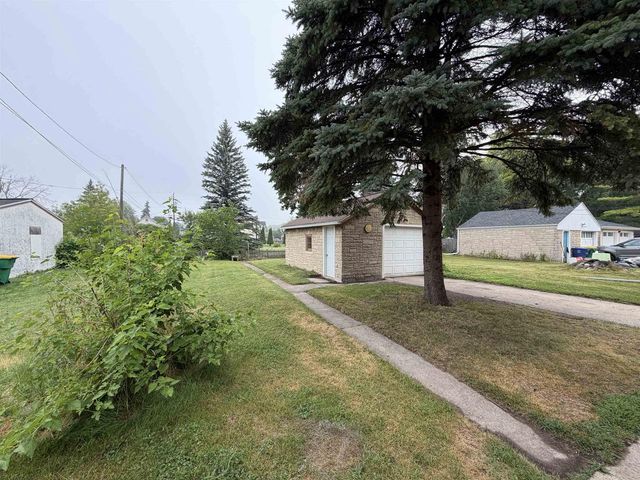 1541 ELM STREET, Green Bay, WI 54302