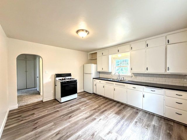 1541 ELM STREET, Green Bay, WI 54302