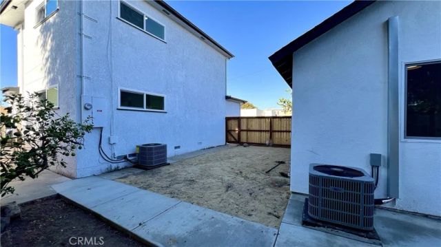 918 E 68th Street, Inglewood, CA 90302