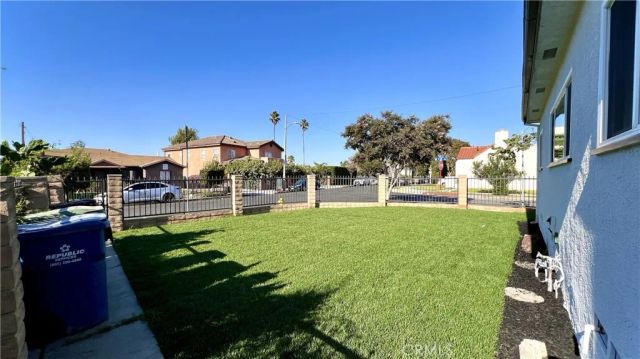 918 E 68th Street, Inglewood, CA 90302