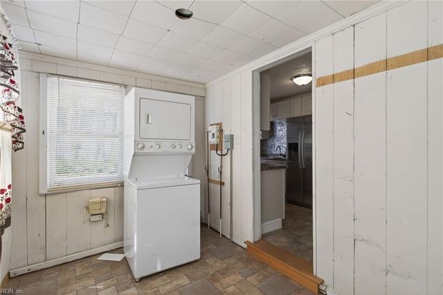 15 Byers AVE, Portsmouth, VA 23701