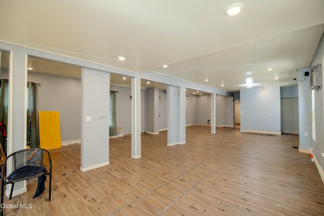 947 Park Avenue, Schenectady, NY 12308