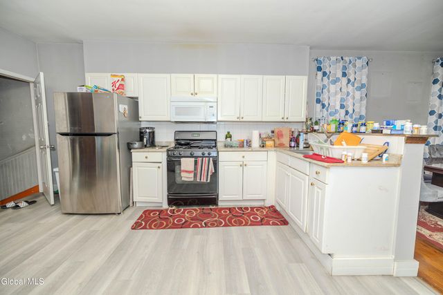 947 Park Avenue, Schenectady, NY 12308