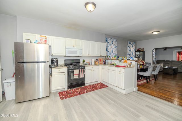 947 Park Avenue, Schenectady, NY 12308