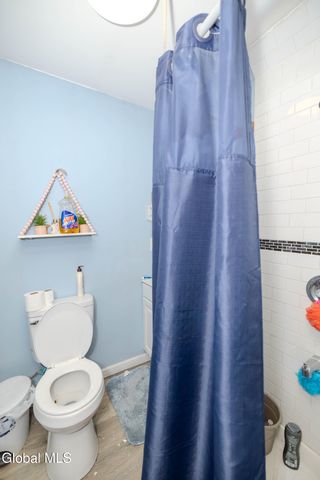 947 Park Avenue, Schenectady, NY 12308