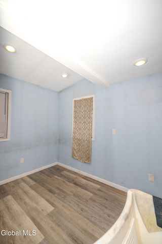 947 Park Avenue, Schenectady, NY 12308