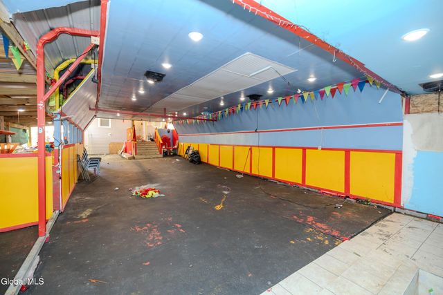 947 Park Avenue, Schenectady, NY 12308