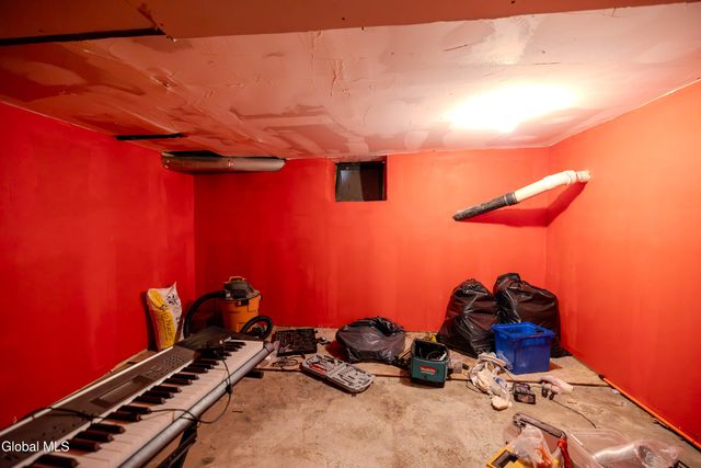 947 Park Avenue, Schenectady, NY 12308