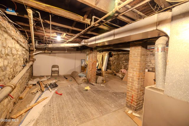 947 Park Avenue, Schenectady, NY 12308