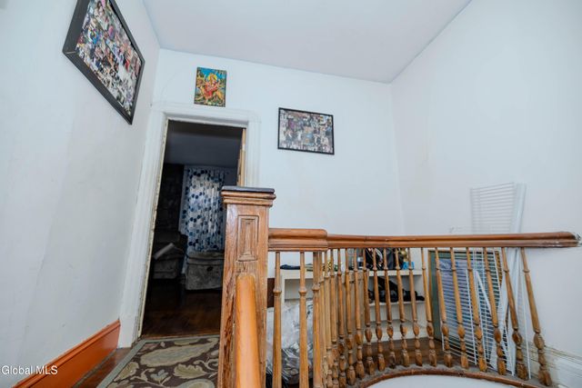 947 Park Avenue, Schenectady, NY 12308