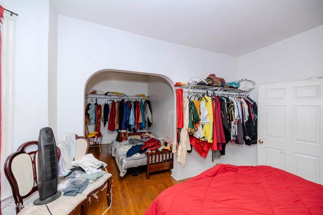 947 Park Avenue, Schenectady, NY 12308