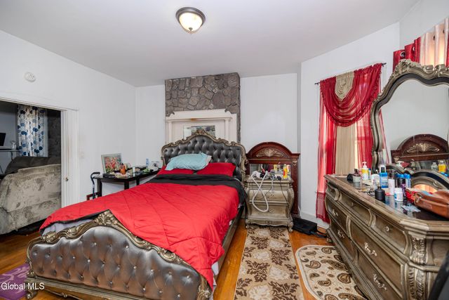 947 Park Avenue, Schenectady, NY 12308