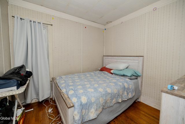 947 Park Avenue, Schenectady, NY 12308