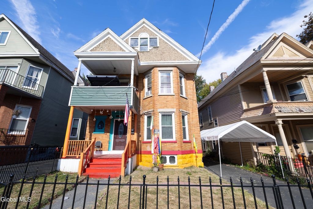 947 Park Avenue, Schenectady, NY 12308