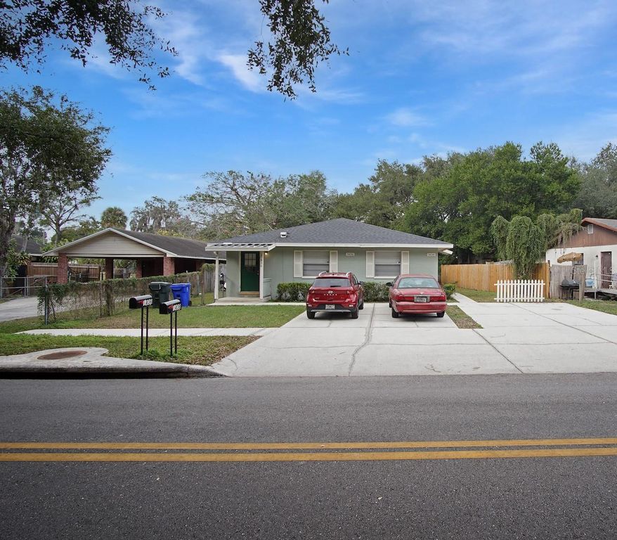 1438 LAKE BONNY DRIVE W, Lakeland, FL 33801